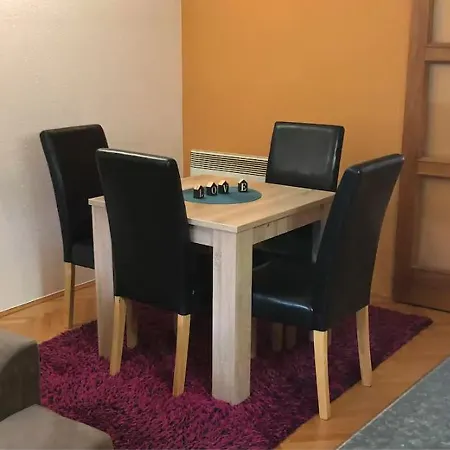 Franjevacka Stan *